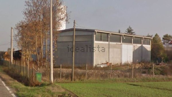 capannone in vendita a Gragnano Trebbiense in zona Gragnanino