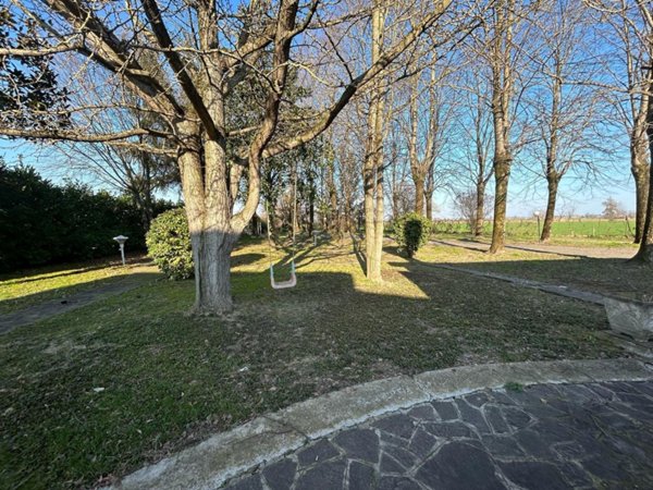 casa indipendente in vendita a Gragnano Trebbiense