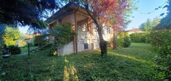 casa indipendente in vendita a Gragnano Trebbiense in zona Gragnanino