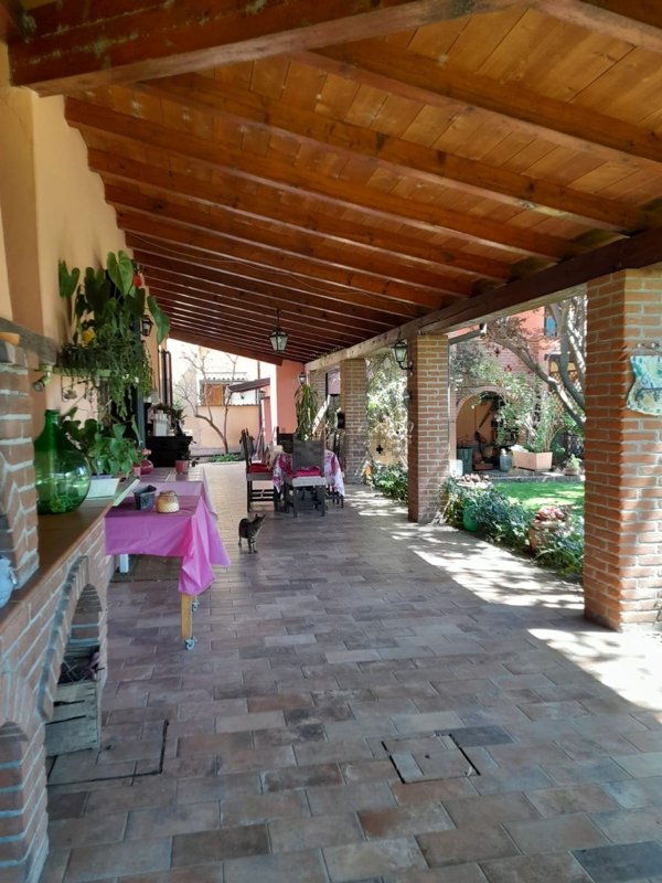 casa indipendente in vendita a Gragnano Trebbiense