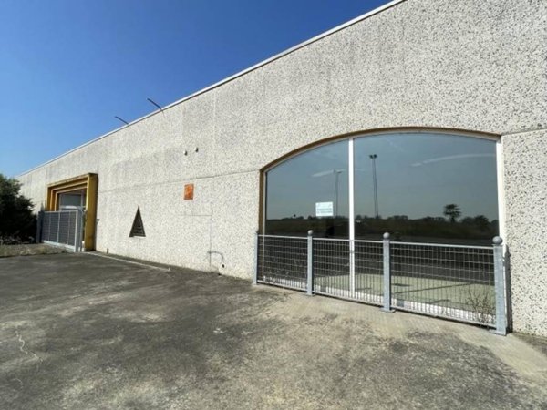 capannone in vendita a Gragnano Trebbiense in zona Casaliggio