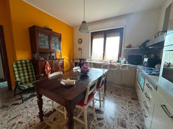 casa indipendente in vendita a Gragnano Trebbiense