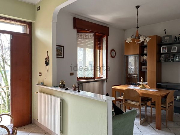 casa indipendente in vendita a Gragnano Trebbiense