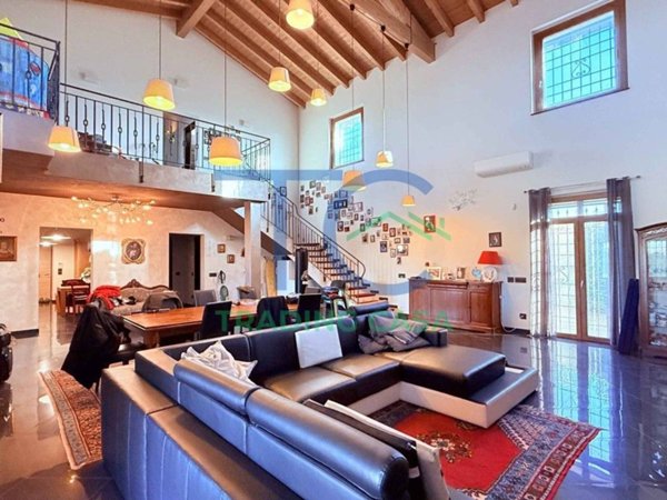 casa indipendente in vendita a Gragnano Trebbiense