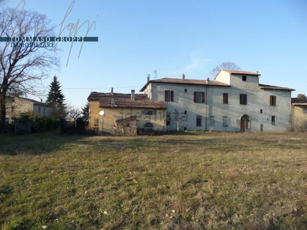 casa indipendente in vendita a Gragnano Trebbiense