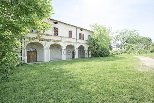 casa indipendente in vendita a Gragnano Trebbiense