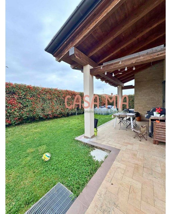 casa indipendente in vendita a Gragnano Trebbiense in zona Gragnanino