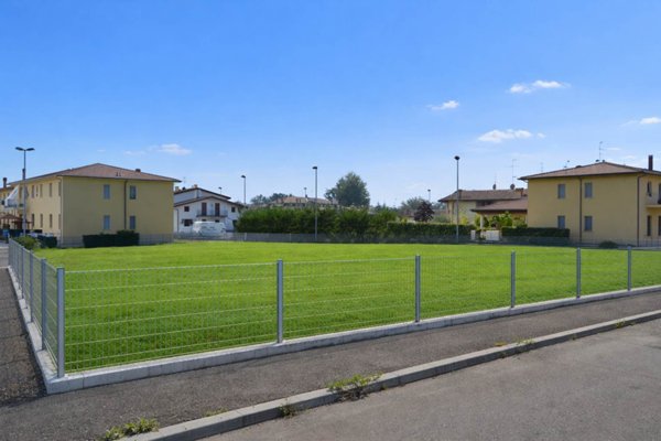terreno edificabile in vendita a Gragnano Trebbiense in zona Gragnanino