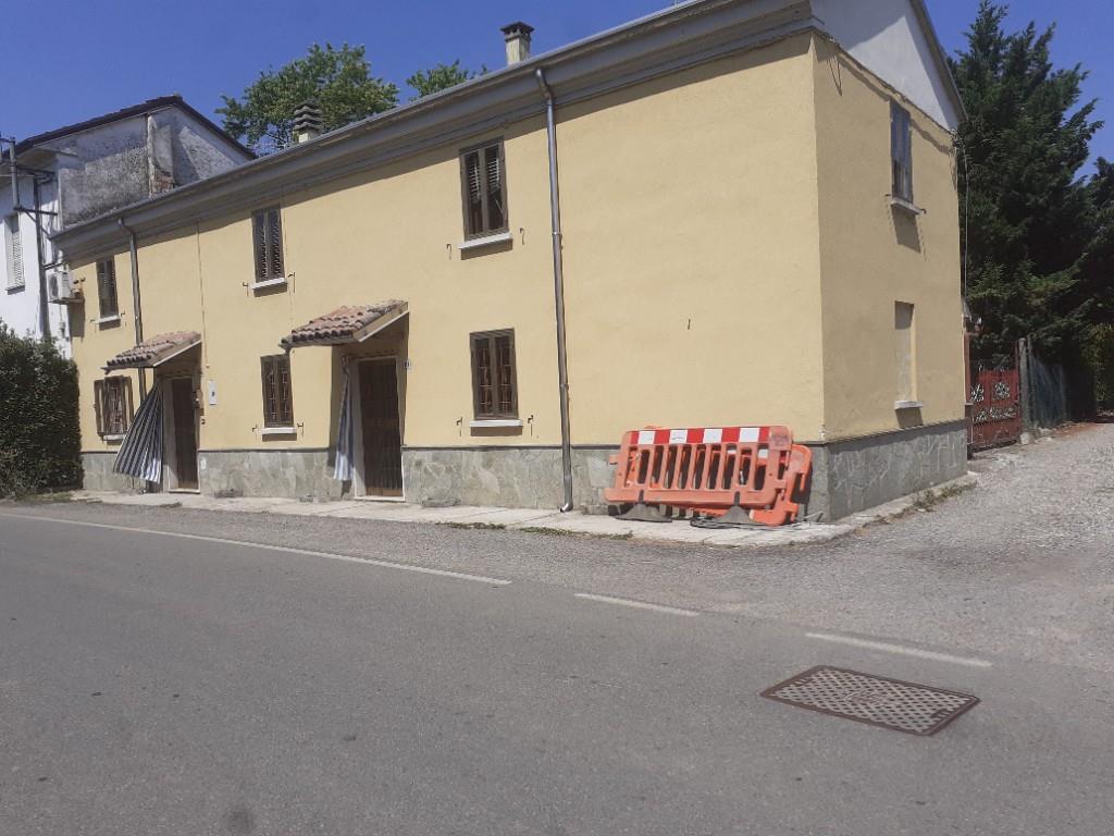 casa indipendente in vendita a Gragnano Trebbiense in zona Campremoldo Sopra