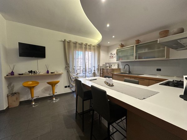 casa indipendente in vendita a Gragnano Trebbiense