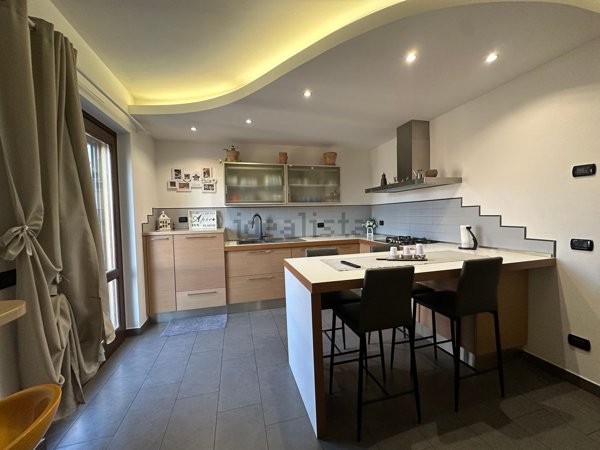 casa indipendente in vendita a Gragnano Trebbiense