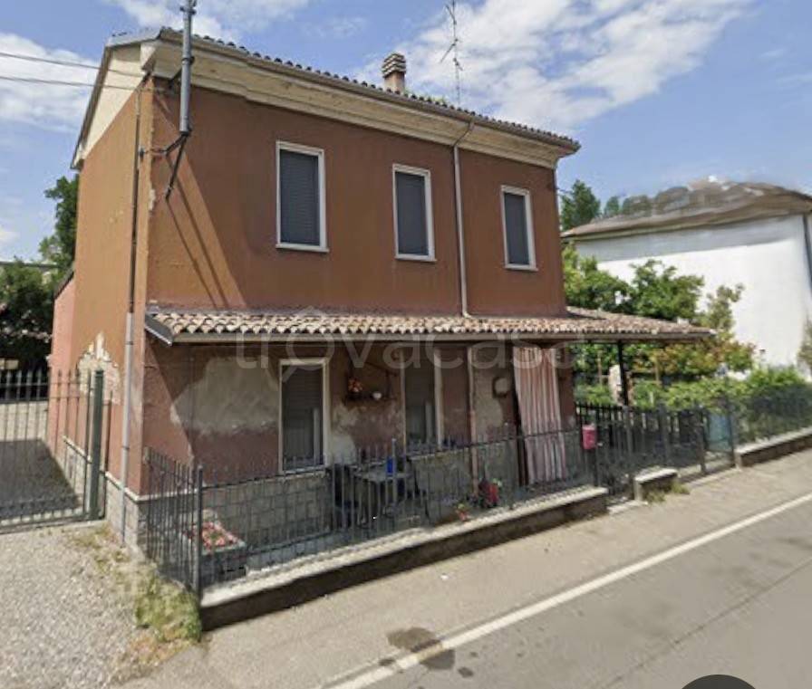 casa indipendente in vendita a Gragnano Trebbiense in zona Campremoldo Sopra
