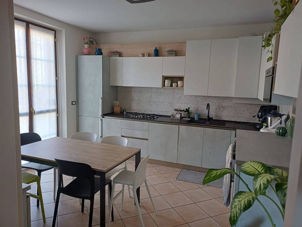 casa indipendente in vendita a Gragnano Trebbiense in zona Gragnanino