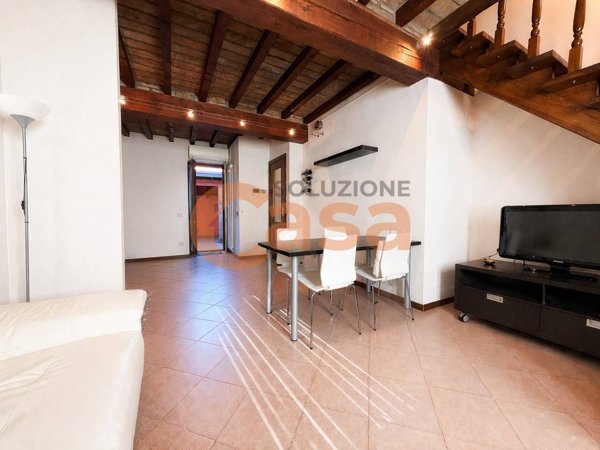 casa indipendente in vendita a Gragnano Trebbiense