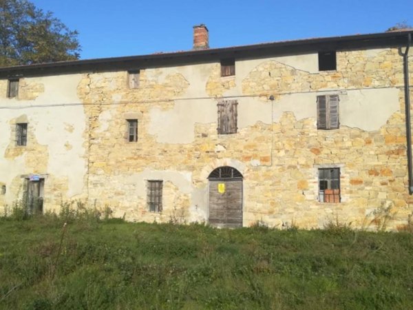 casa indipendente in vendita a Gropparello in zona Castellana