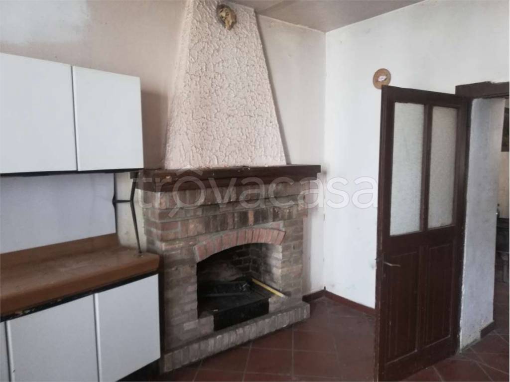 casa indipendente in vendita a Gropparello