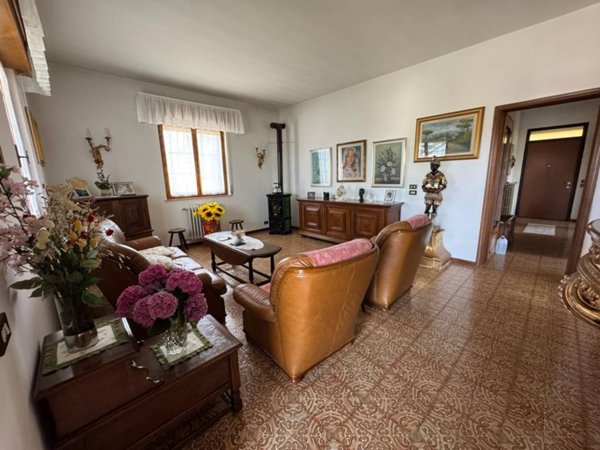 appartamento in vendita a Gropparello in zona Groppovisdomo