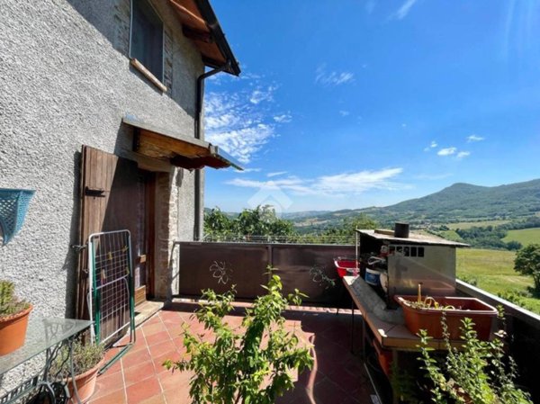 casa indipendente in vendita a Gropparello in zona Obolo