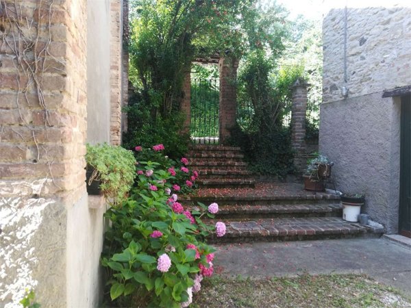 appartamento in vendita a Gropparello