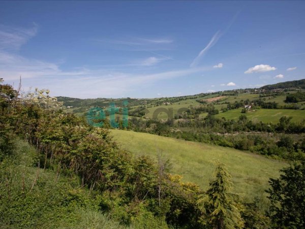 casa indipendente in vendita a Gropparello