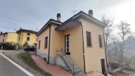 casa indipendente in vendita a Gropparello