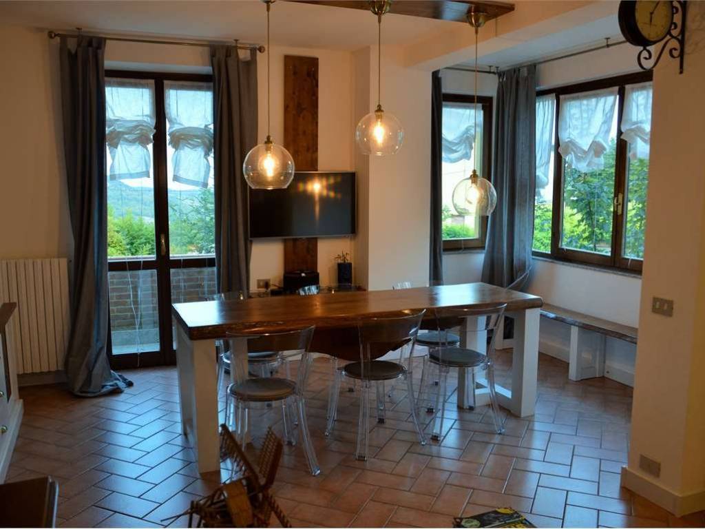casa indipendente in vendita a Gropparello in zona Groppovisdomo