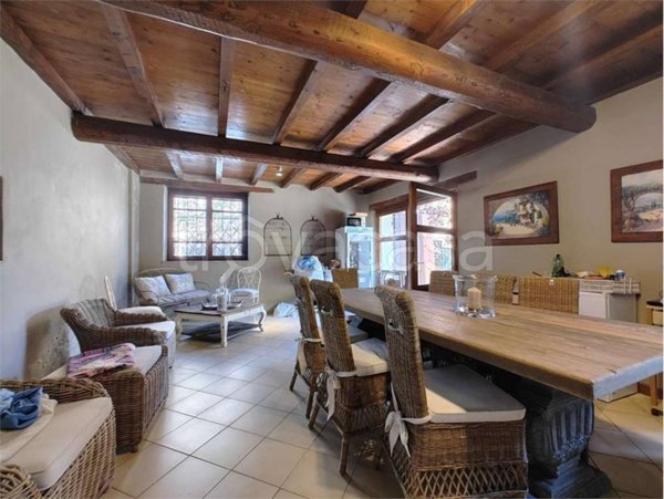 casa indipendente in vendita a Gropparello