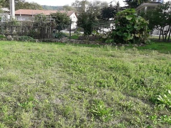 casa indipendente in vendita a Gropparello