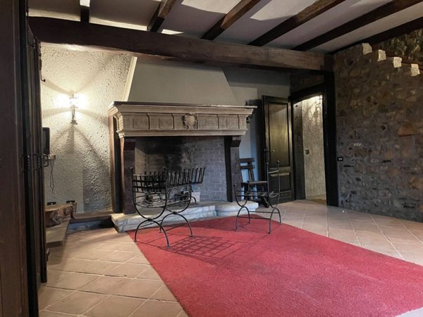casa indipendente in vendita a Gropparello