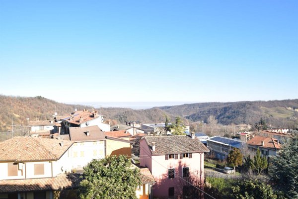 casa indipendente in vendita a Gropparello