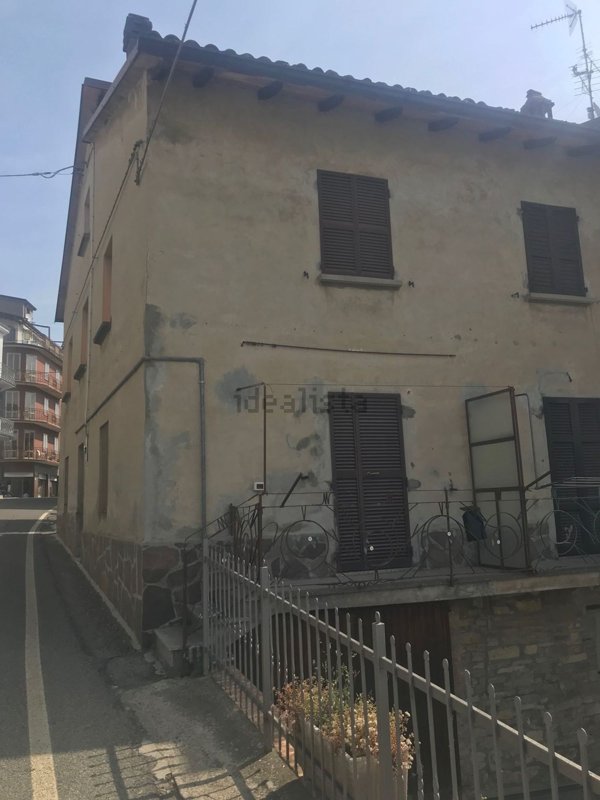 quadrivano in vendita a Gropparello