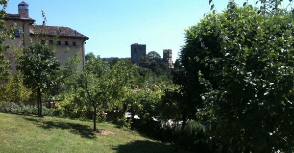casa indipendente in vendita a Gropparello
