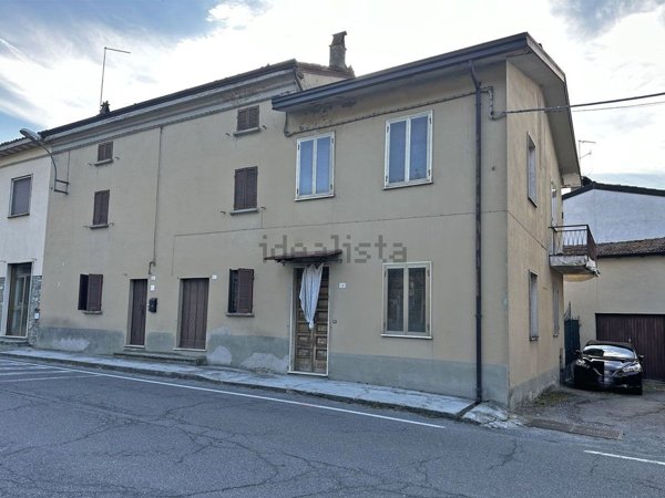 casa semindipendente in vendita a Gropparello in zona Sariano