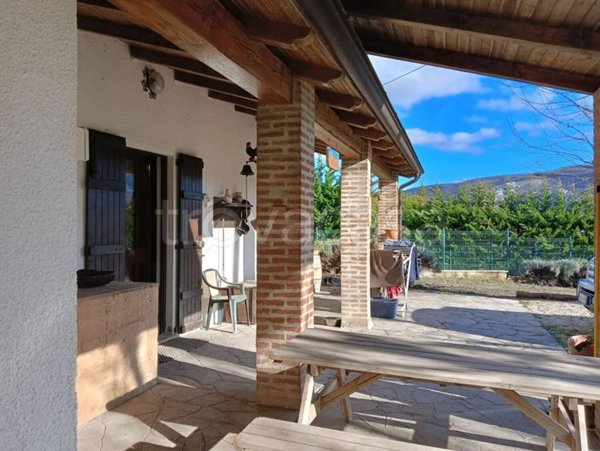 casa indipendente in vendita a Gropparello in zona Groppovisdomo