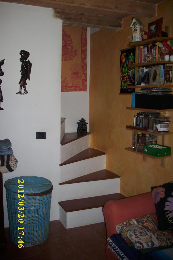 casa indipendente in vendita a Gropparello