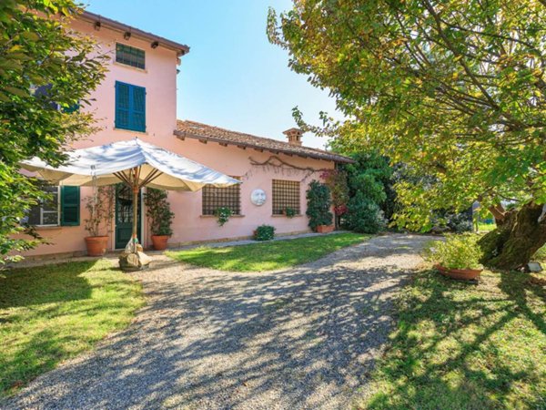 casa indipendente in vendita a Gropparello