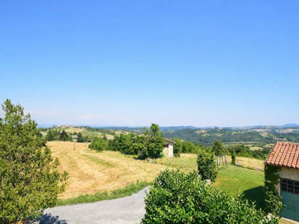 casa indipendente in vendita a Gropparello
