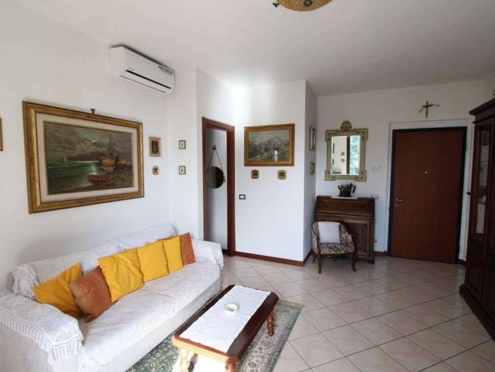 appartamento in vendita a Gropparello