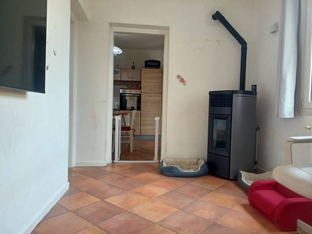 casa indipendente in vendita a Gropparello