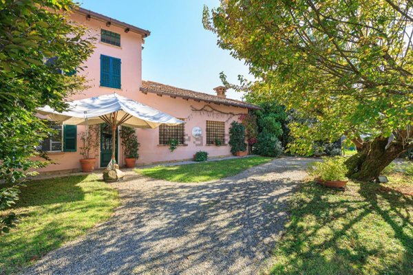 casa indipendente in vendita a Gropparello