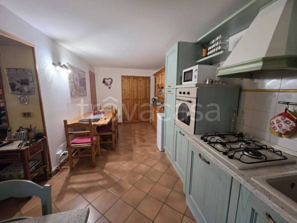 casa indipendente in vendita a Gropparello in zona Groppovisdomo