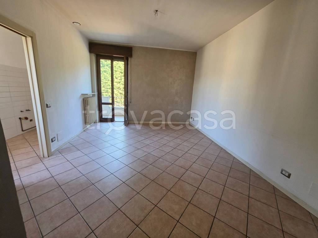 appartamento in vendita a Gropparello in zona Sariano