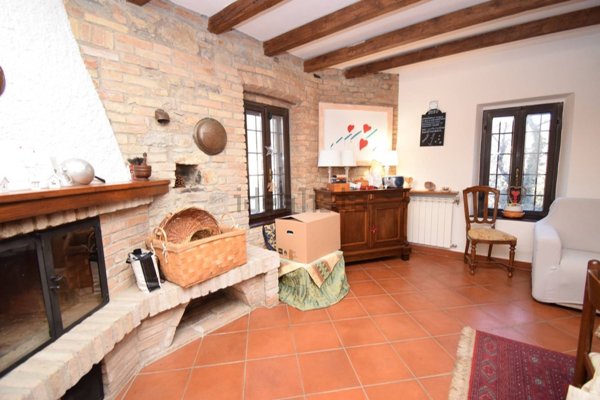 appartamento in vendita a Gropparello in zona La Valle