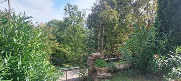 casa indipendente in vendita a Gropparello