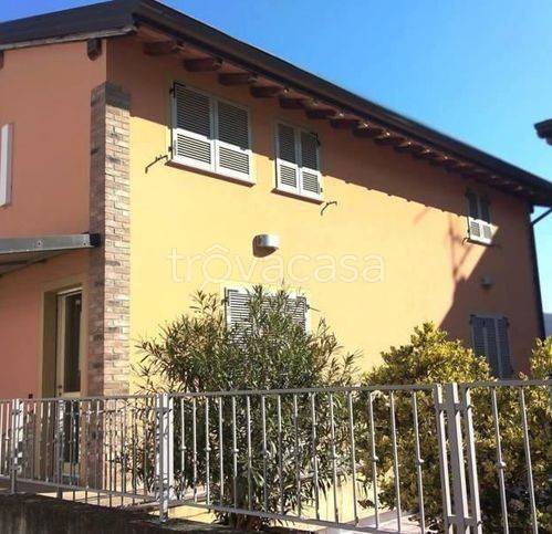 casa indipendente in vendita a Lugagnano Val d'Arda