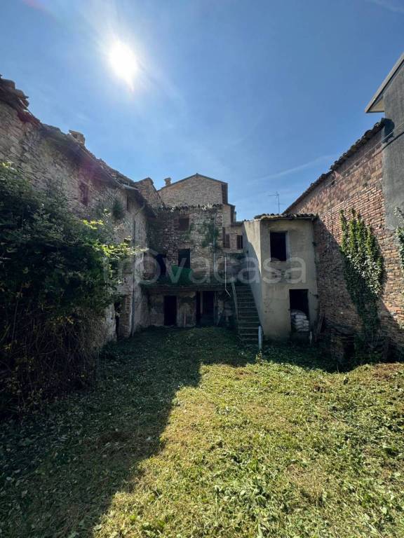 appartamento in vendita a Lugagnano Val d'Arda