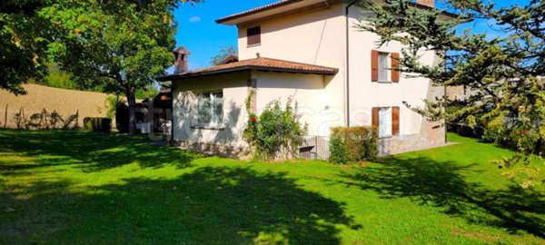casa indipendente in vendita a Lugagnano Val d'Arda