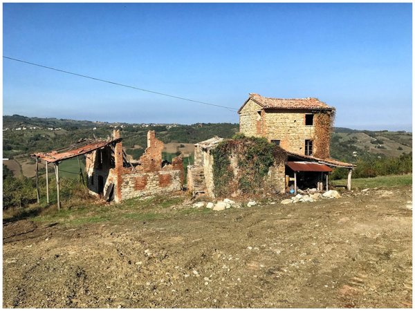 rudere in vendita a Lugagnano Val d'Arda in zona Rustigazzo
