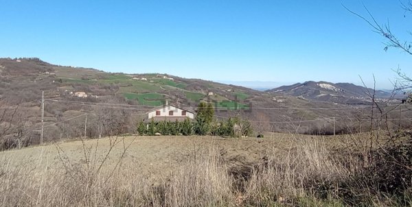 casa indipendente in vendita a Lugagnano Val d'Arda