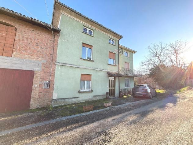 casa indipendente in vendita a Lugagnano Val d'Arda in zona Diolo